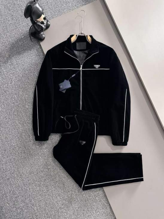 Picture of Prada Sweater Suits _SKUPradaM-3XLxetr36242059
